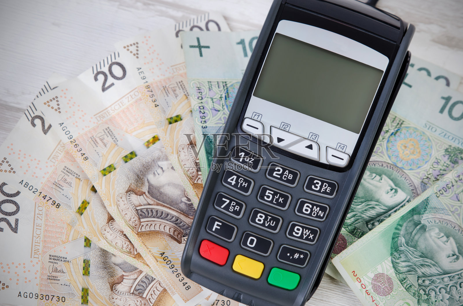 信用卡或现金概念俯视图照片摄影图片