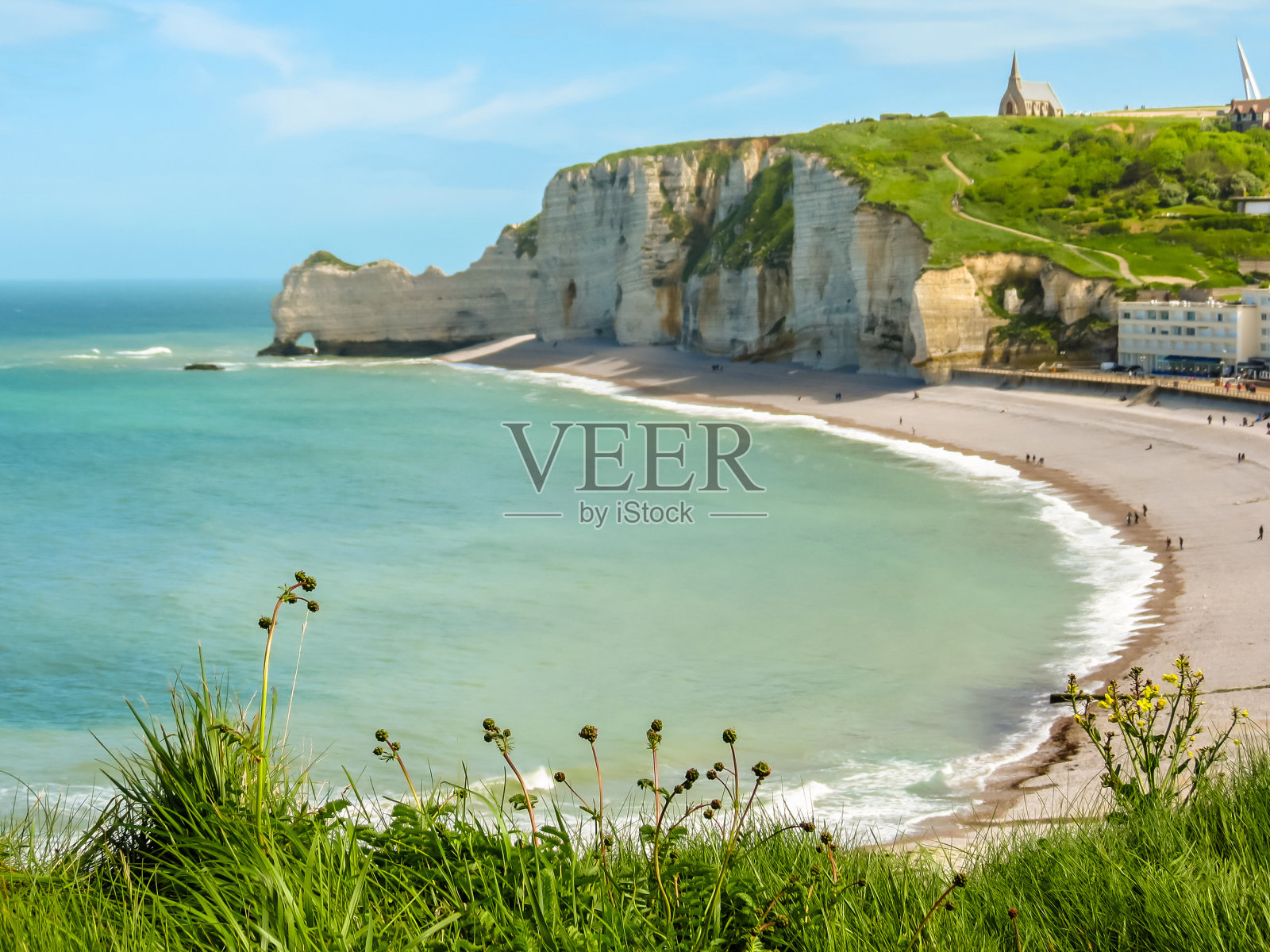 法国诺曼底埃特尔塔的悬崖和海滩照片摄影图片