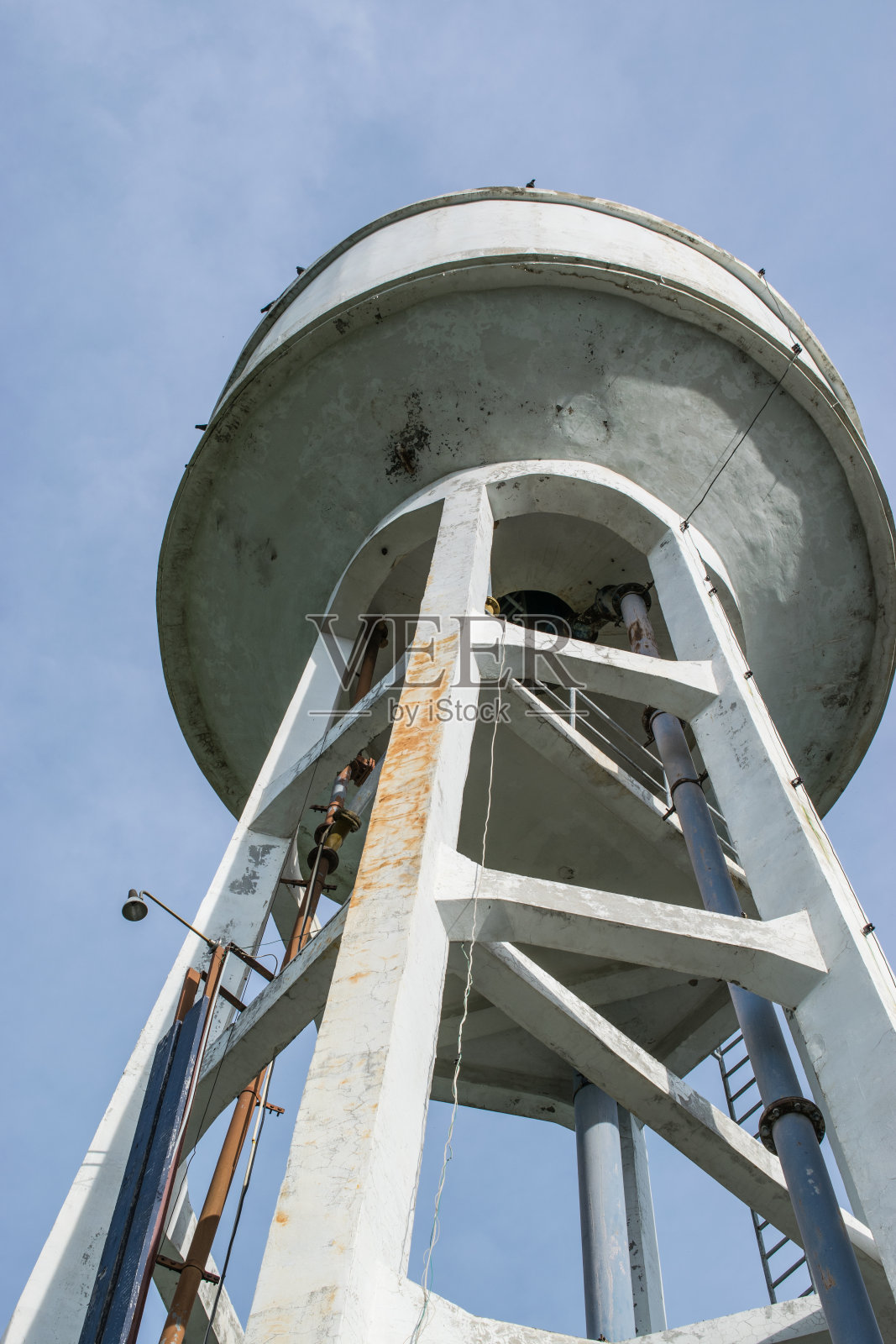 水箱塔照片摄影图片