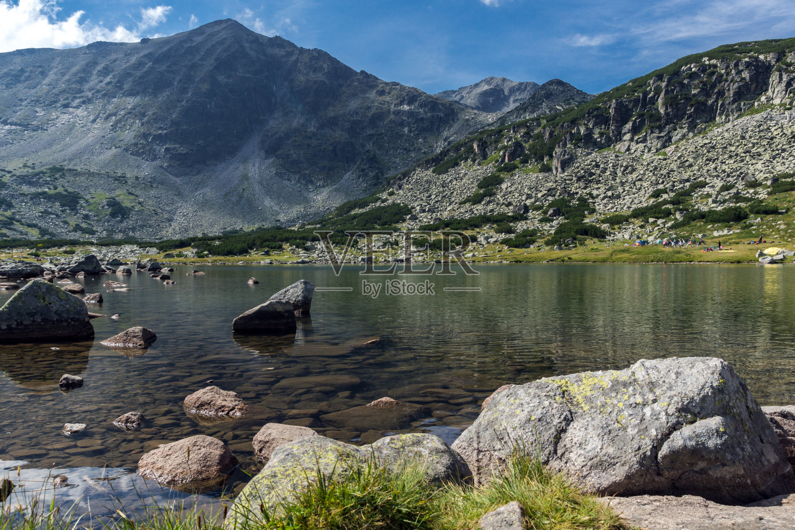 Musalenski湖和Musala峰，瑞拉山照片摄影图片