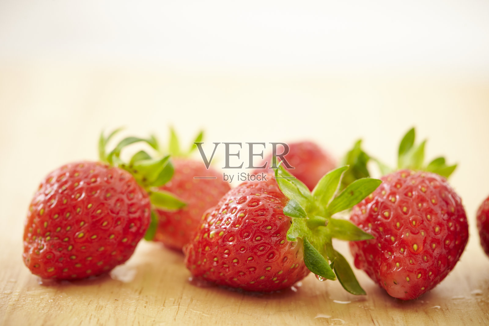 草莓照片摄影图片