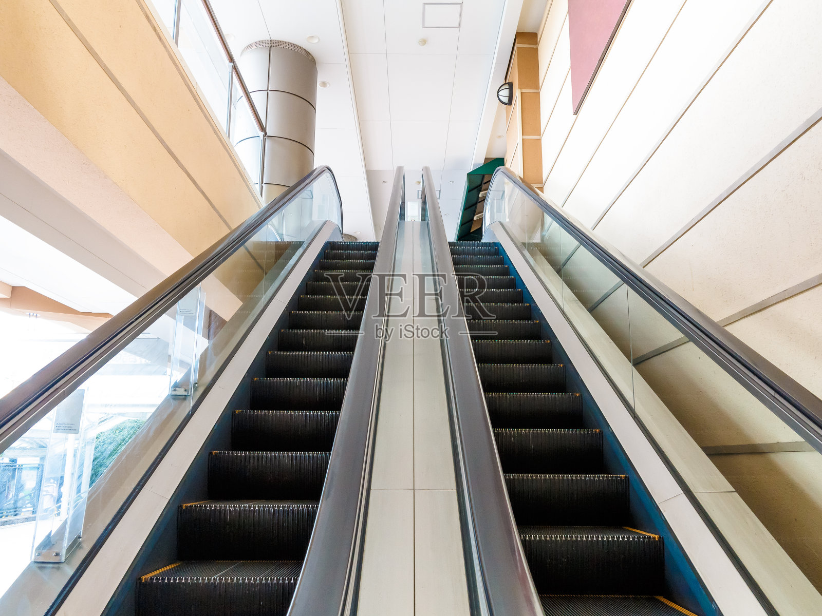 自动扶梯照片摄影图片