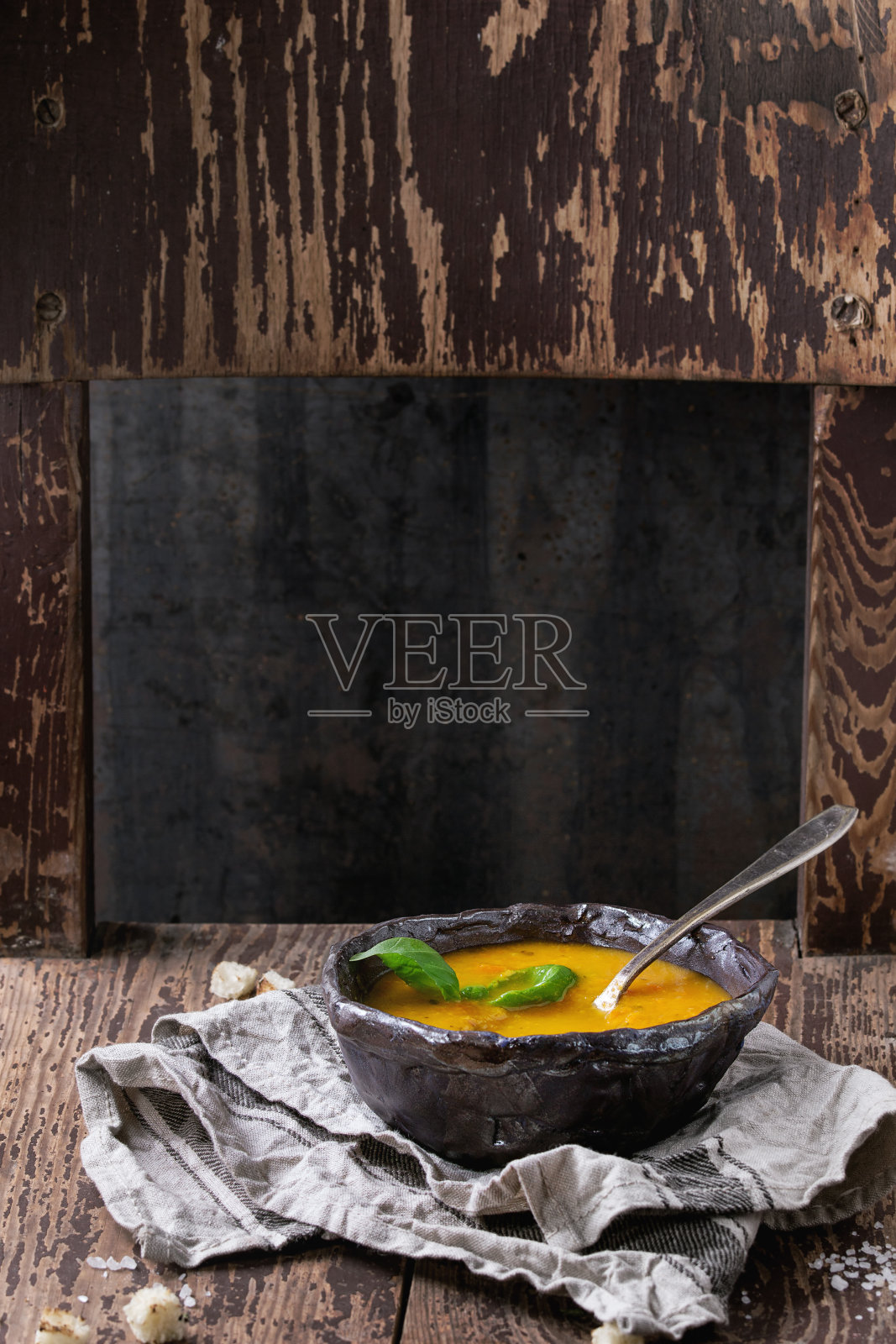 一碗胡萝卜汤照片摄影图片