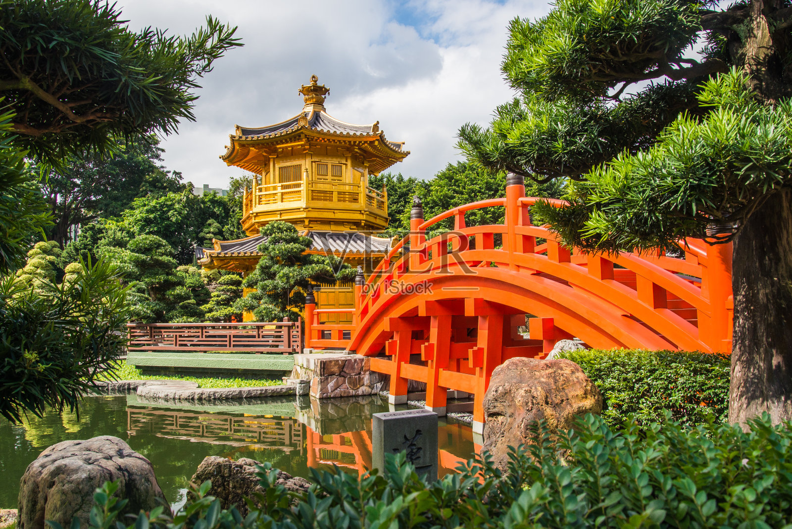 香港南莲花园金阁照片摄影图片