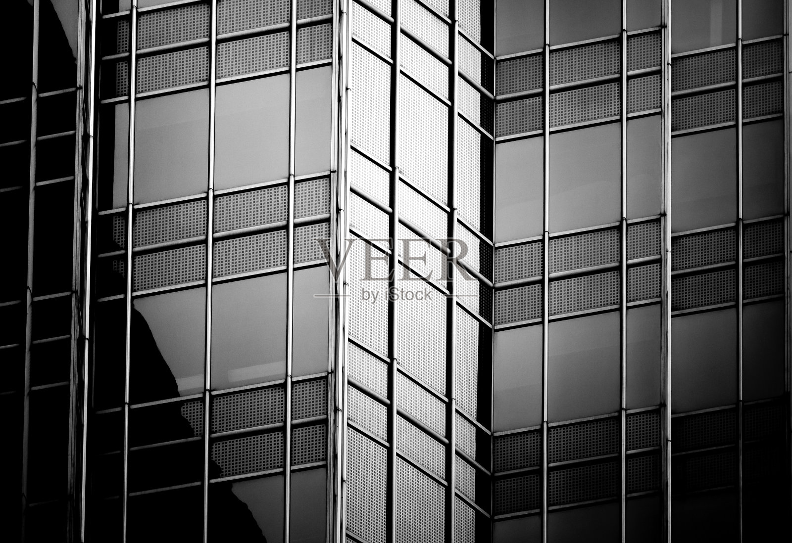 商务大楼窗户为B&W颜色照片摄影图片