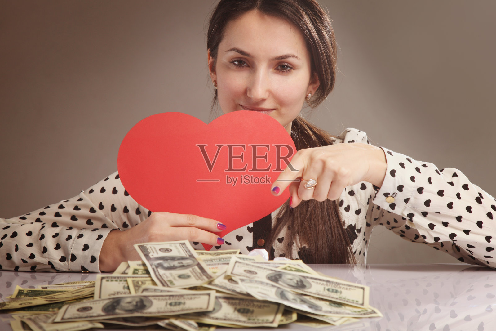 爱钱照片摄影图片