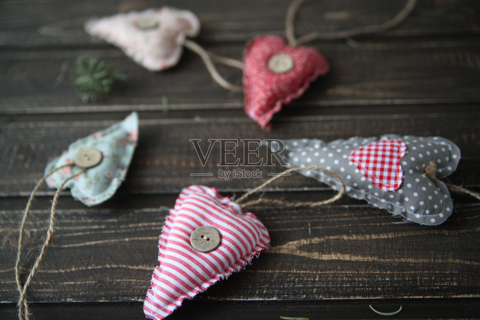 心形是情人节的象征照片摄影图片