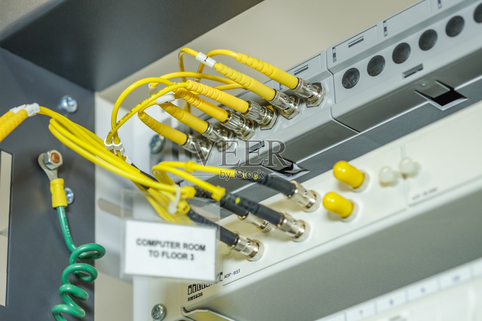 光纤电缆照片摄影图片