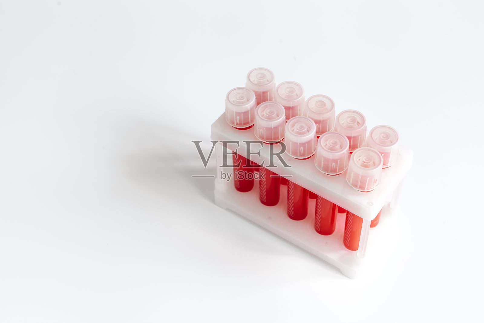 塑料管里的血没有人照片摄影图片