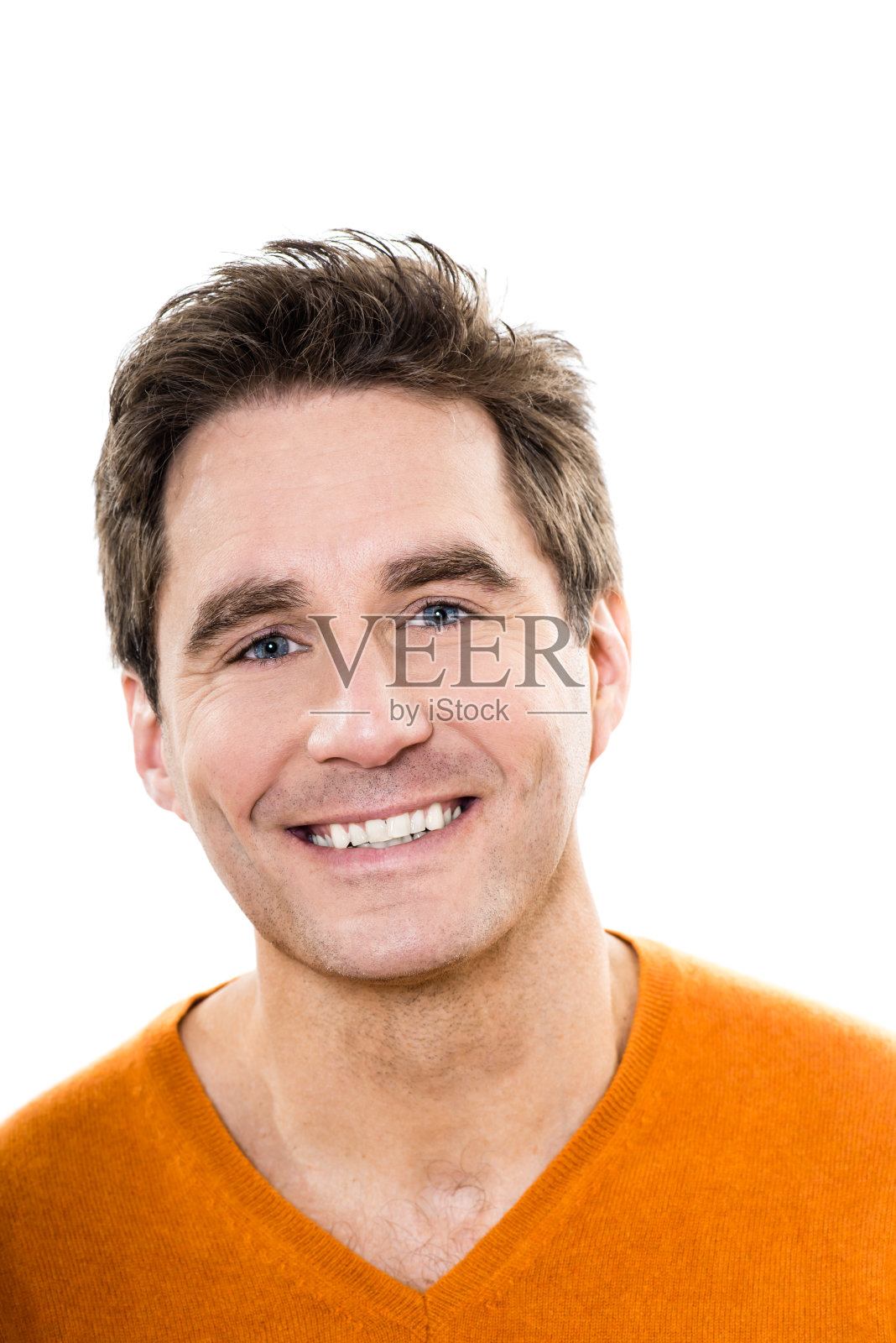 成熟英俊的男人蓝眼睛微笑的肖像照片摄影图片