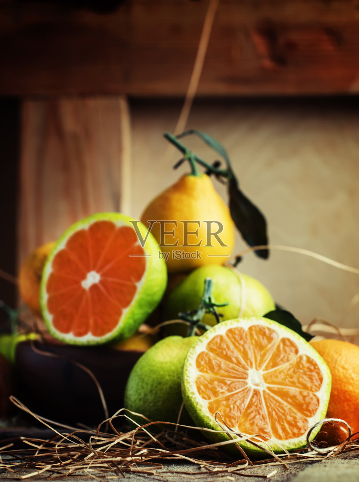 将青橘切成橙瓤照片摄影图片