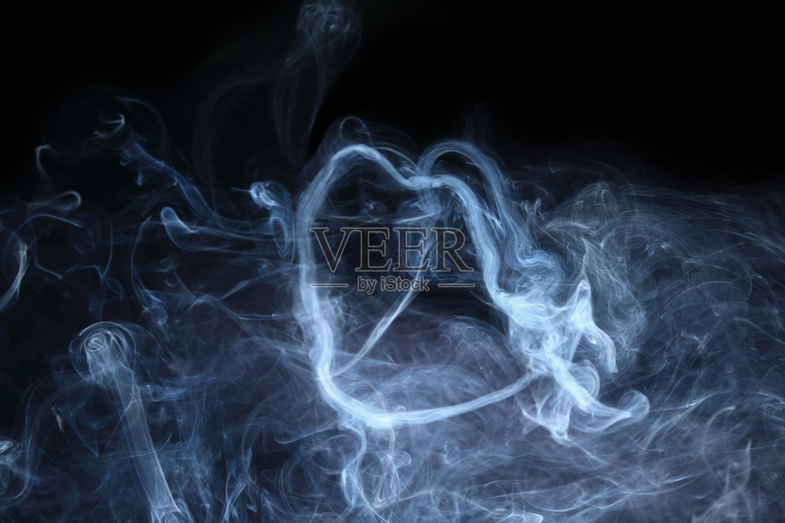 白烟熏黑照片摄影图片