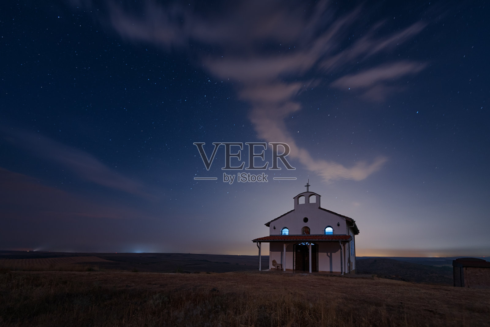 保加利亚圣乔治教堂的星空照片摄影图片