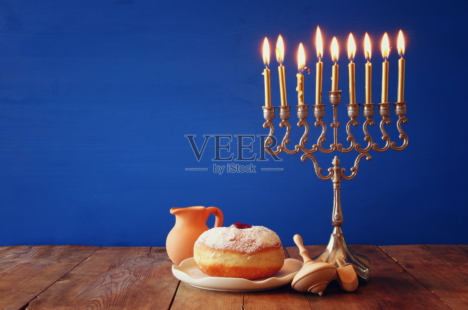 犹太节日光明节和犹太烛台照片摄影图片