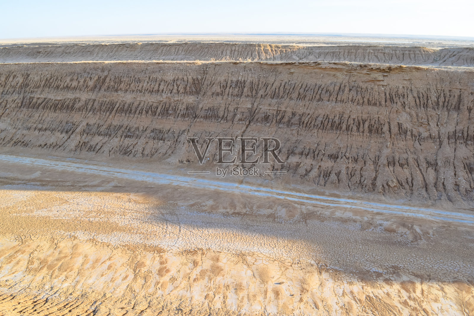 撒哈拉前阿特拉斯山脉的月球景观照片摄影图片