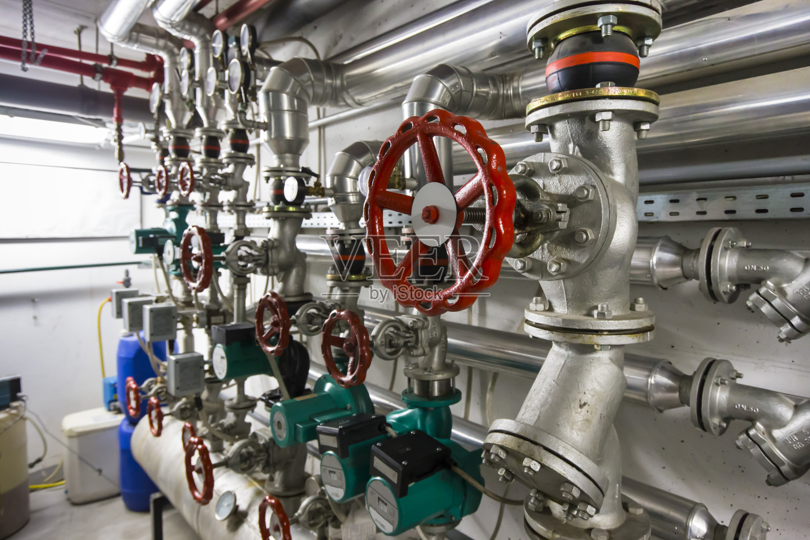 加热系统控制设备照片摄影图片