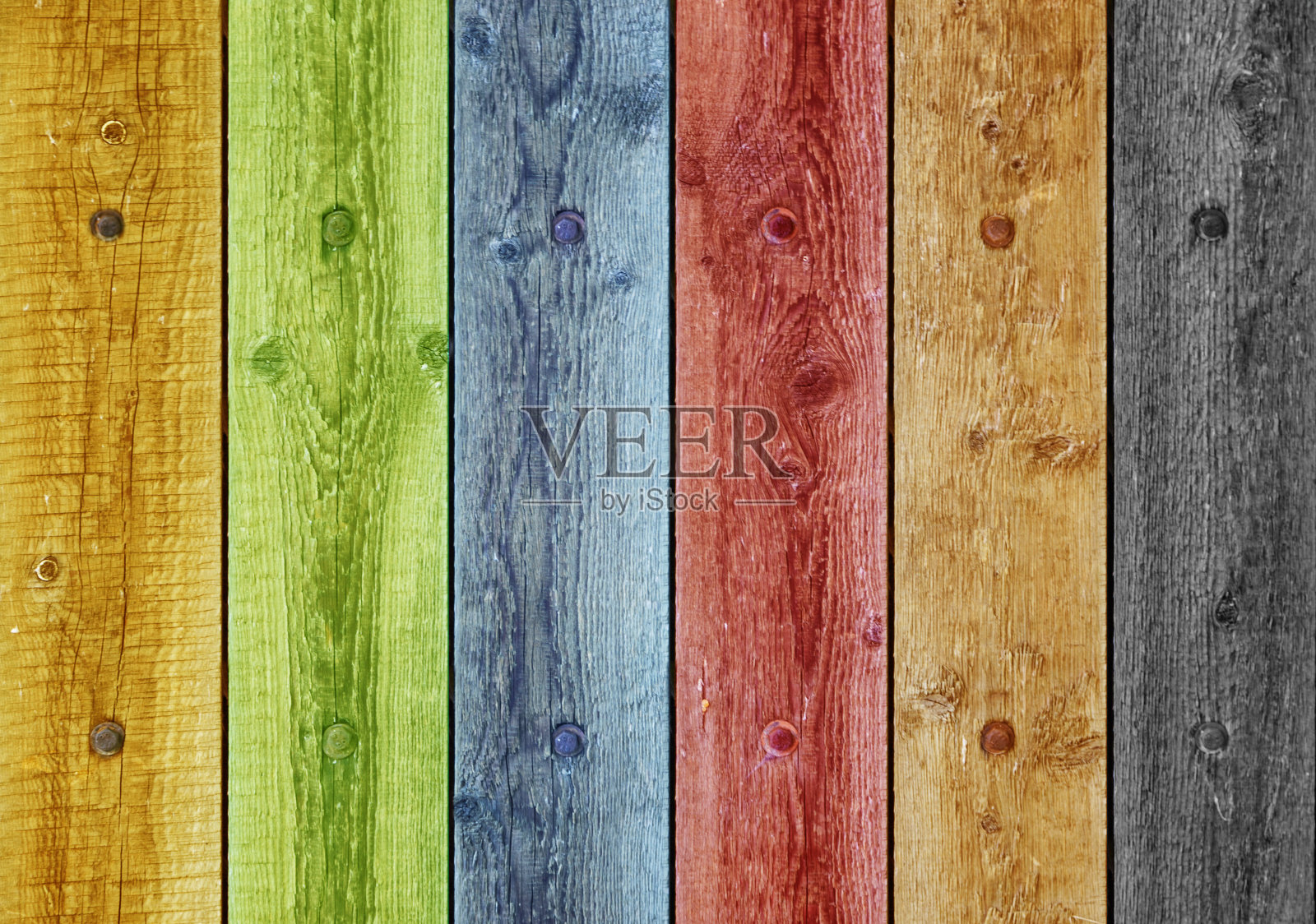 涂上不同颜色的旧木板照片摄影图片