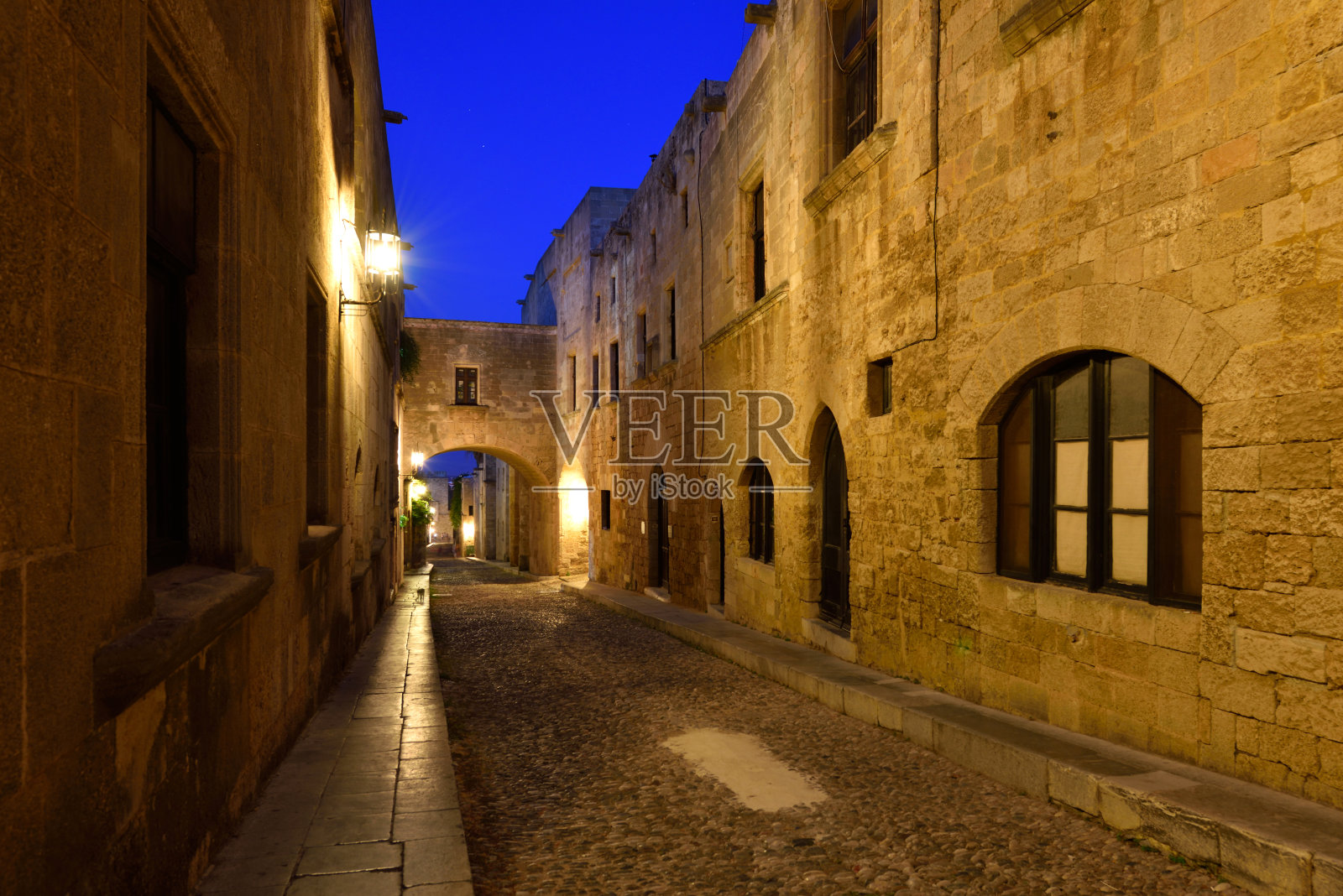 罗兹骑士的街道照片摄影图片