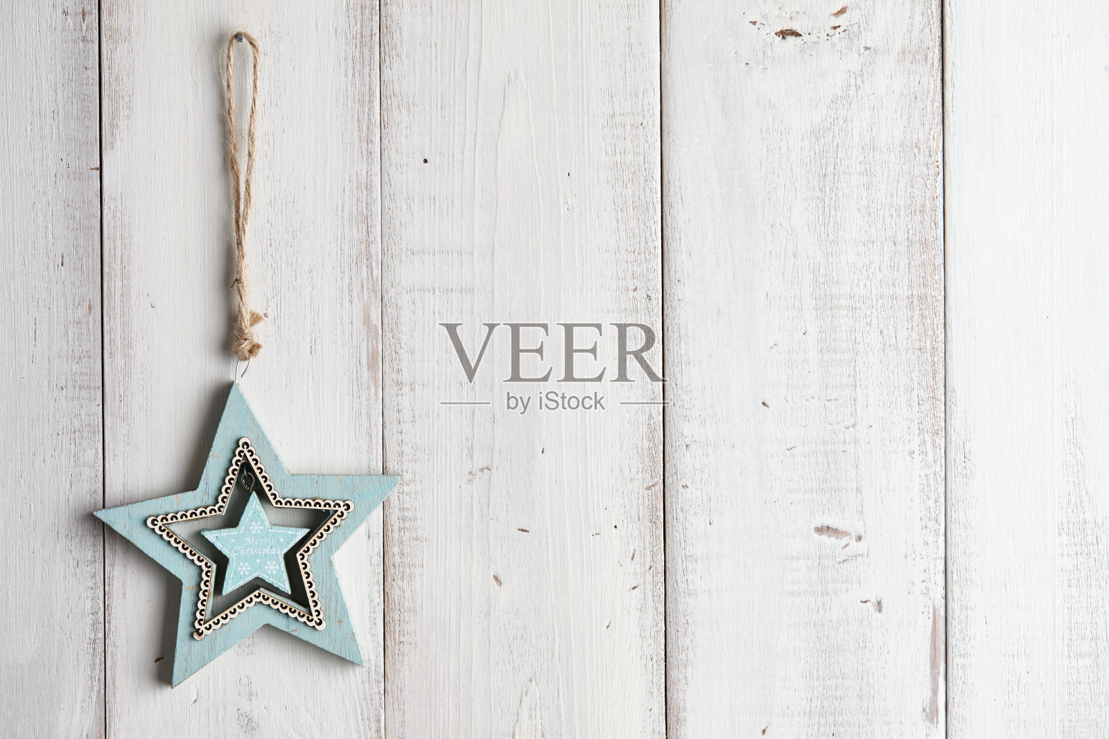 木制背景上的圣诞装饰照片摄影图片