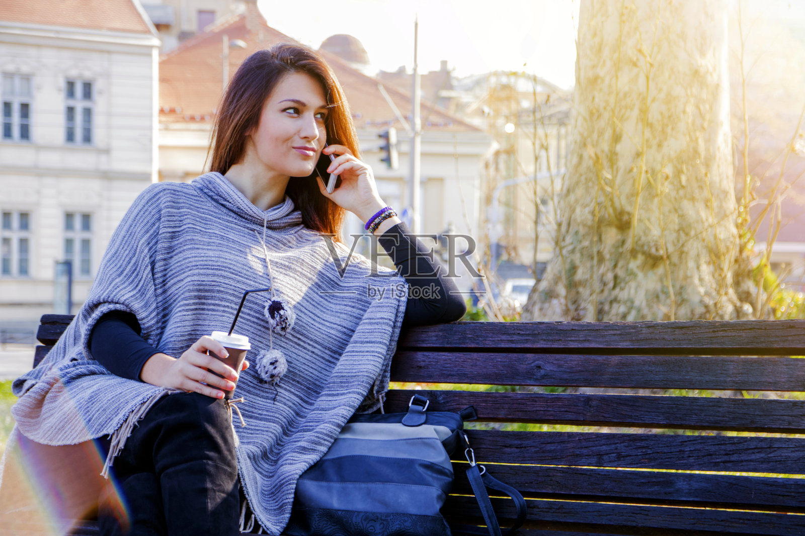 在电话上照片摄影图片