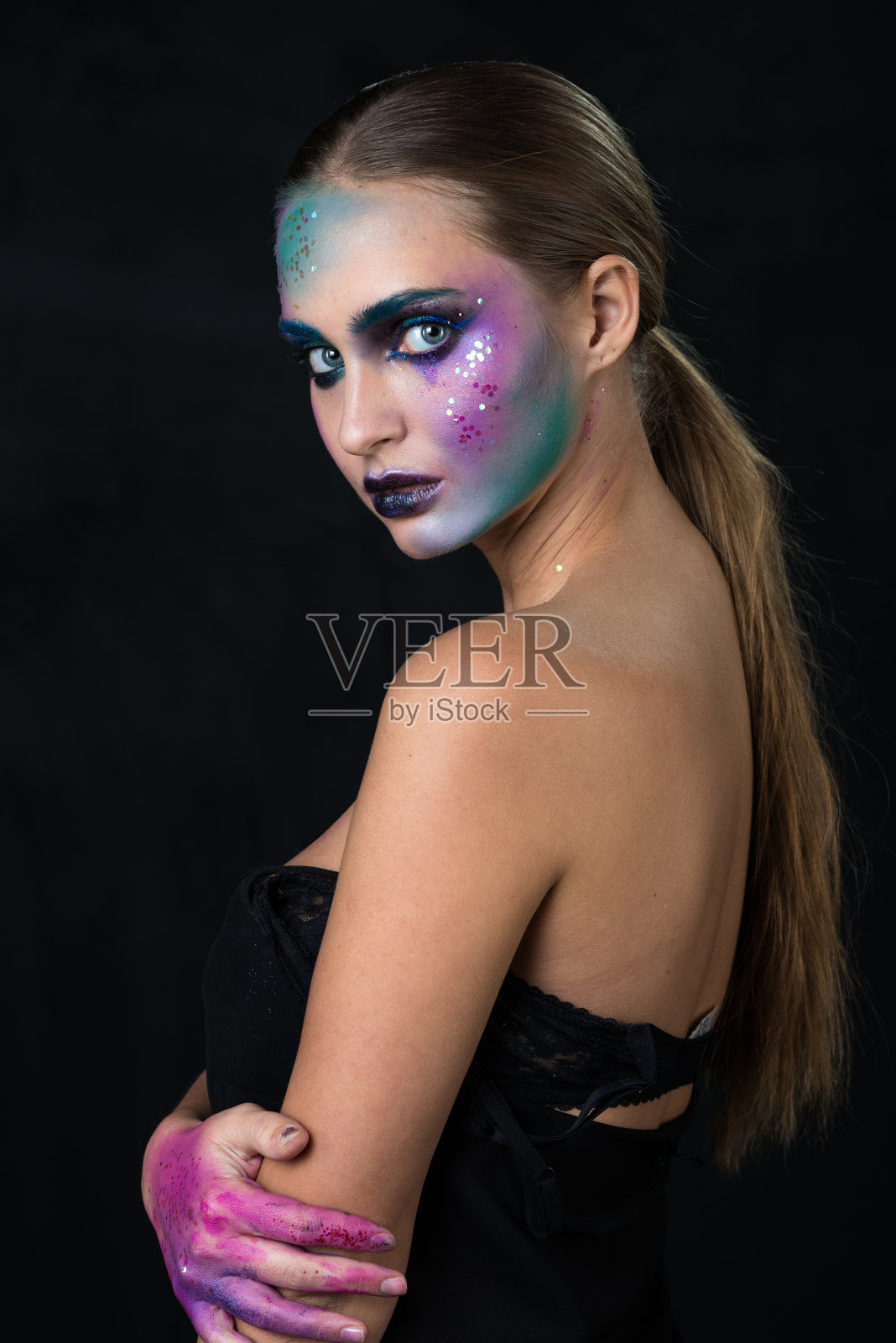 魅力肖像美女模特与创意艺术化妆照片摄影图片