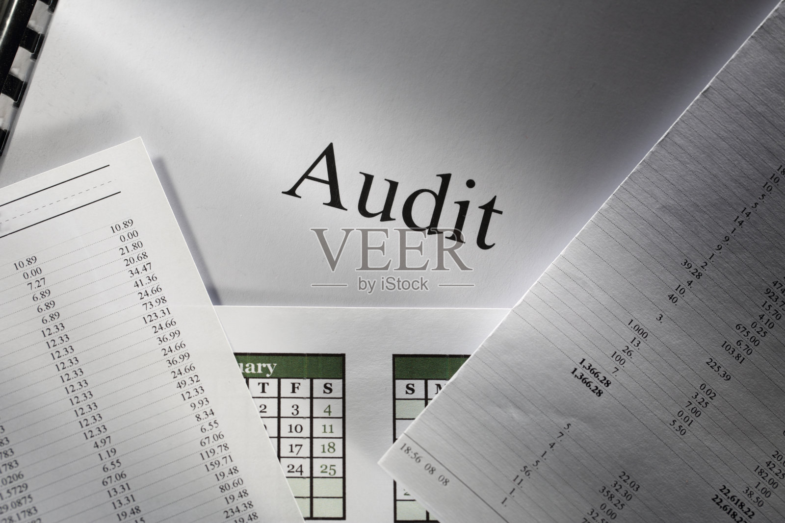 经营预算、日历和审计照片摄影图片