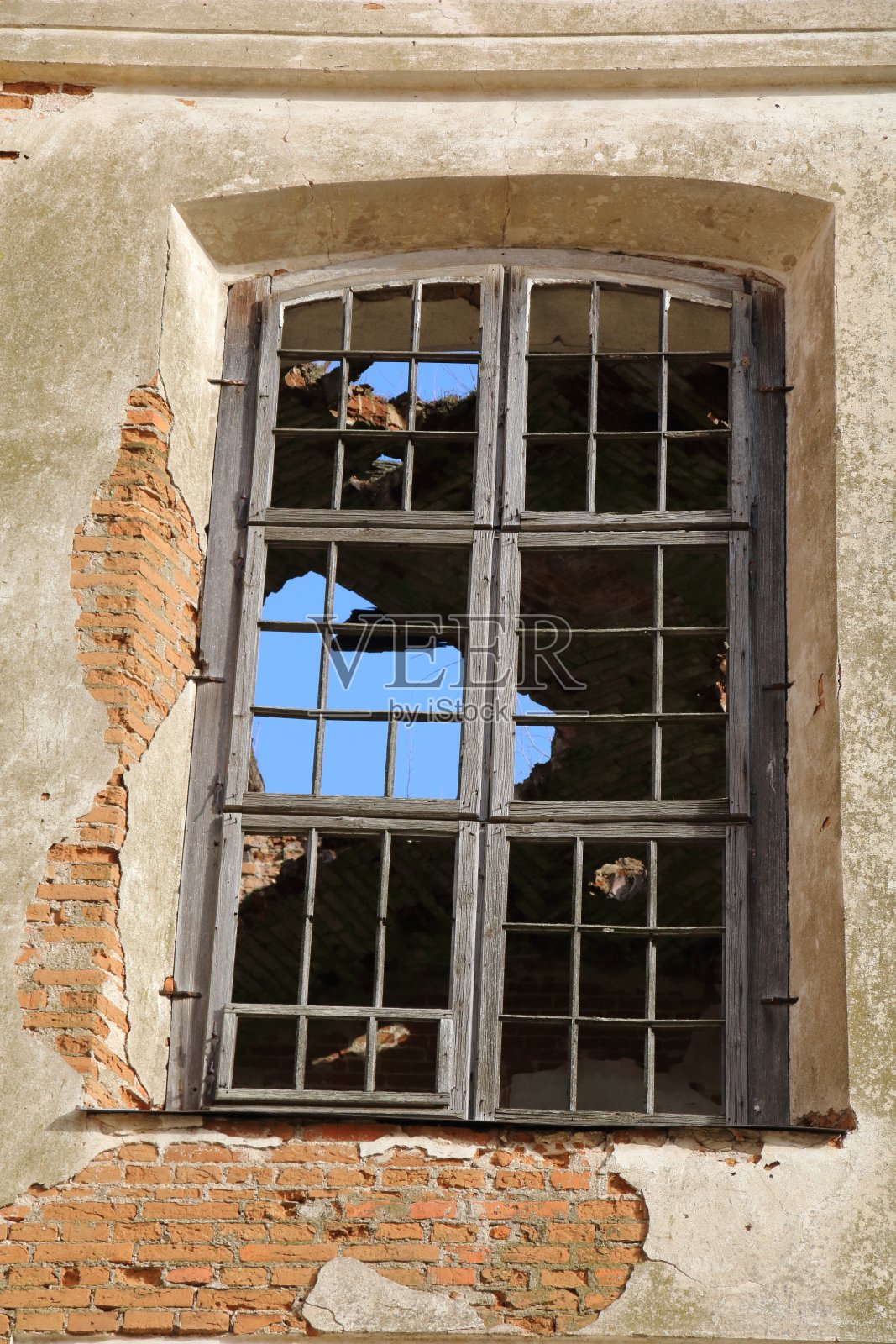 老窗口废墟照片摄影图片