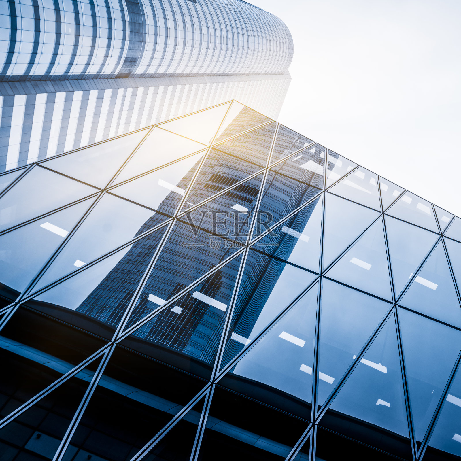 现代玻璃建筑照片摄影图片