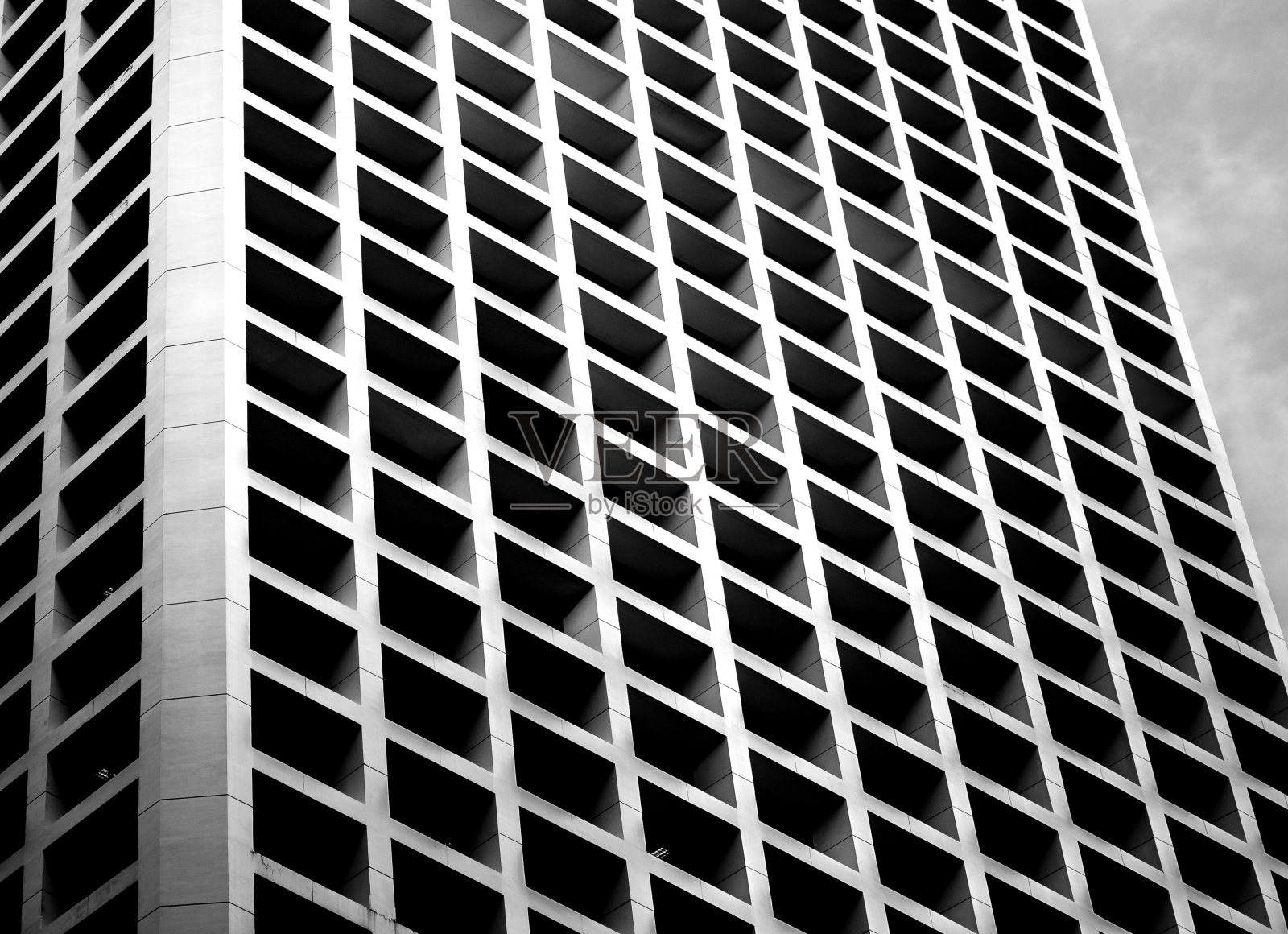 商务大楼窗户为B&W颜色照片摄影图片