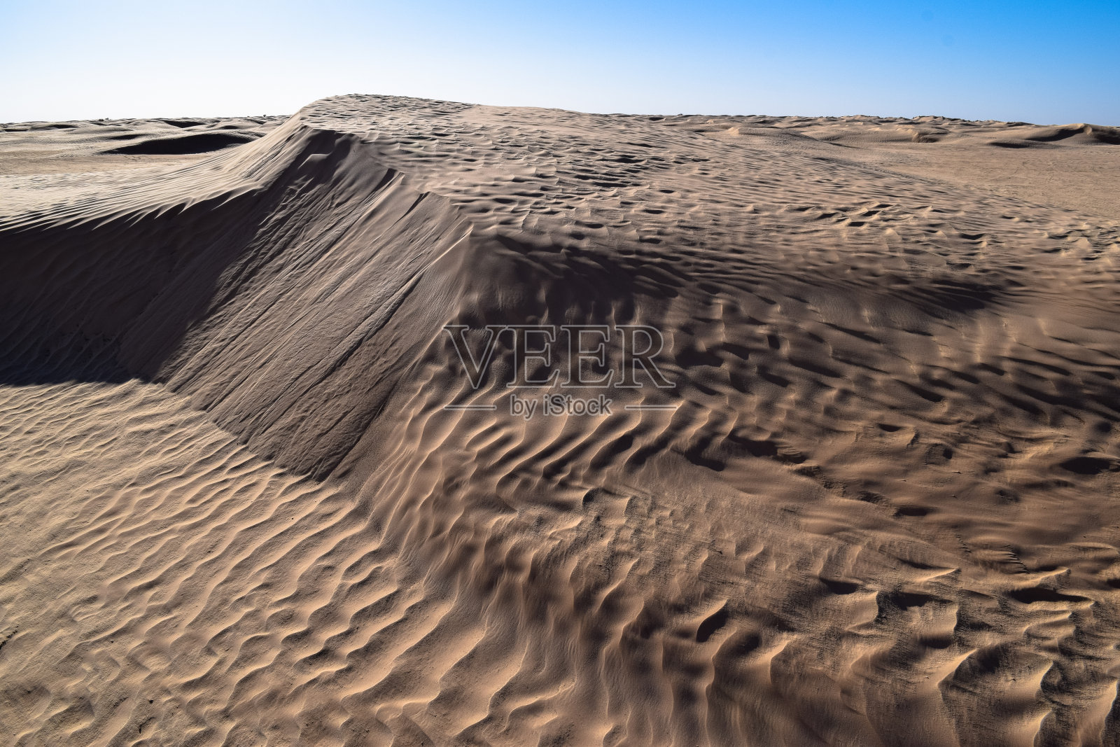 撒哈拉沙漠——最大的沙漠和世界上最大的热沙漠照片摄影图片
