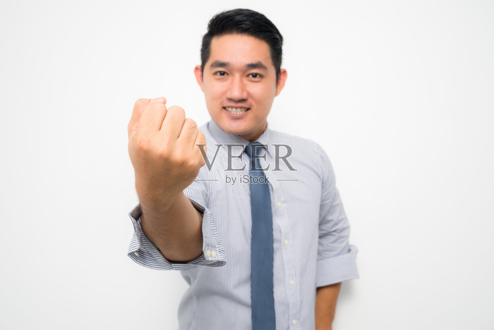 年轻的亚洲商人照片摄影图片