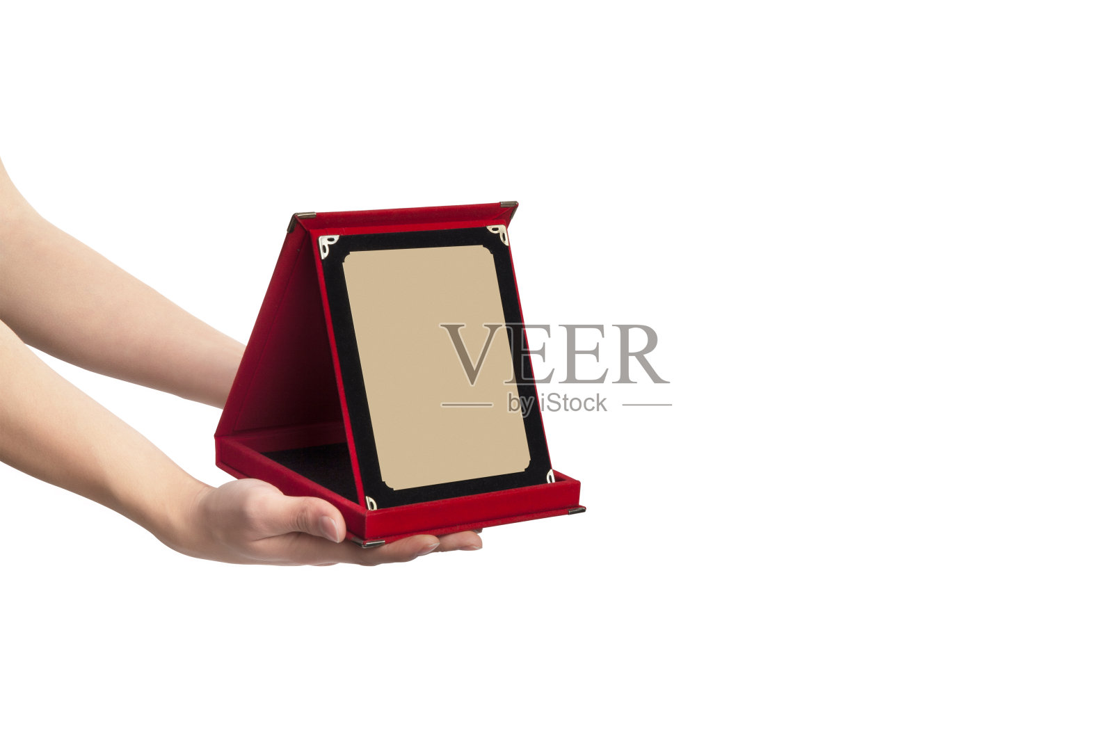 手握空牌匾(包括剪报路径)照片摄影图片