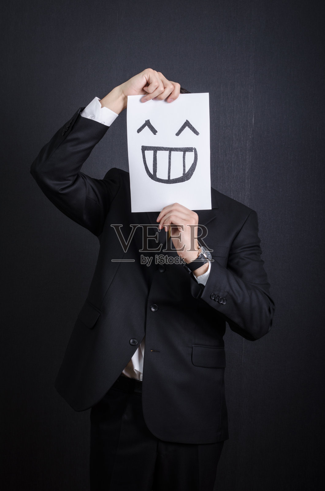 保持微笑照片摄影图片