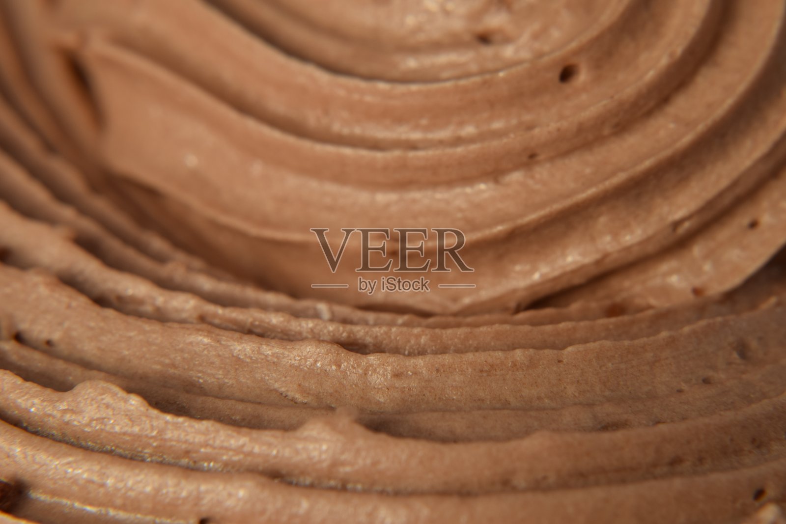 巧克力摩卡蛋糕。照片摄影图片