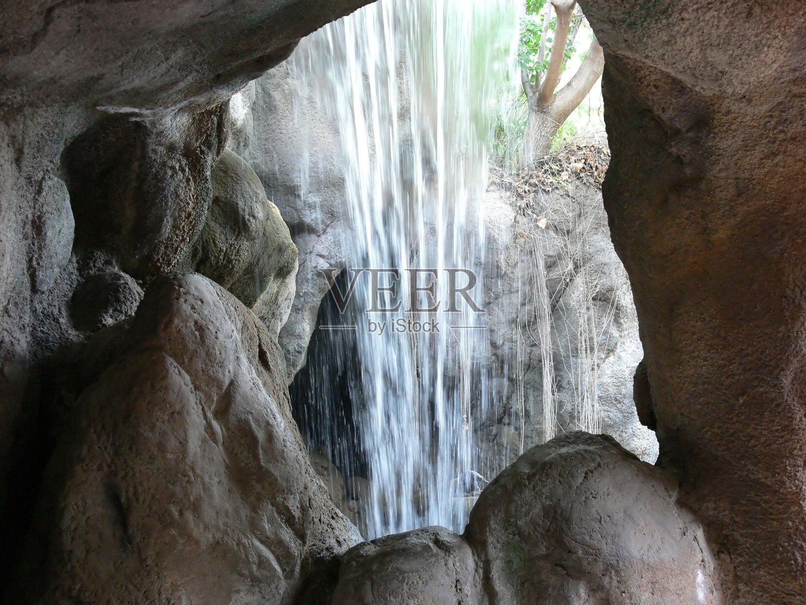 瀑布挂在照片摄影图片