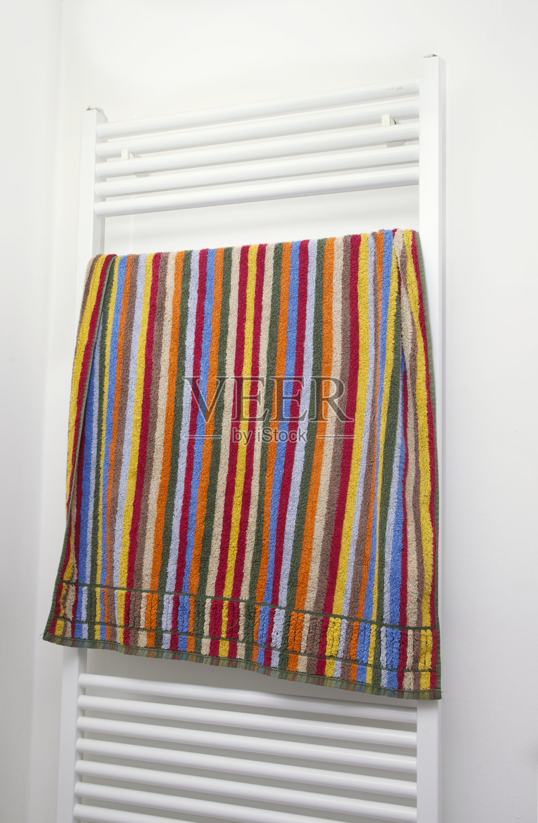 毛巾散热器照片摄影图片