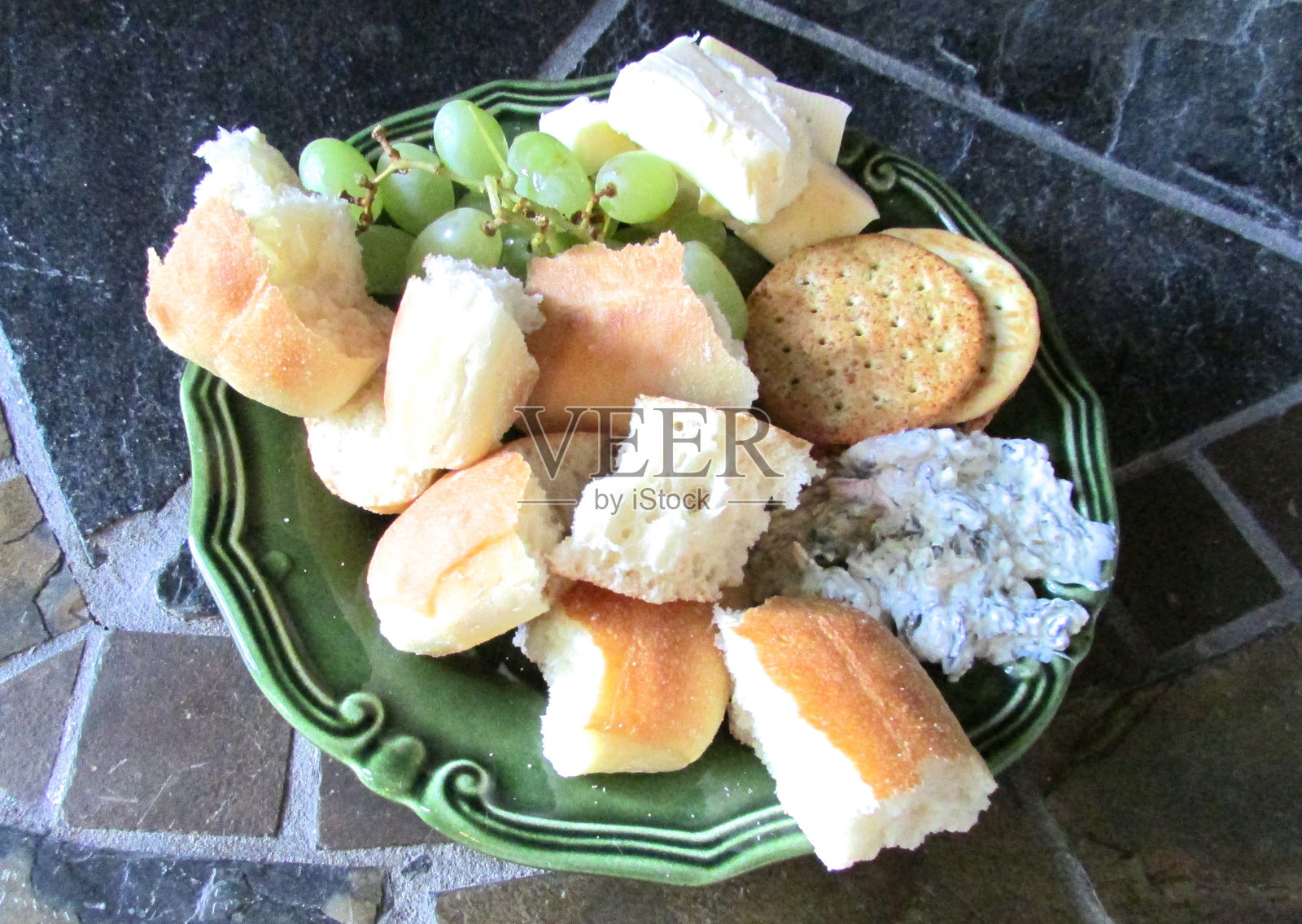 奶酪和水果拼盘照片摄影图片