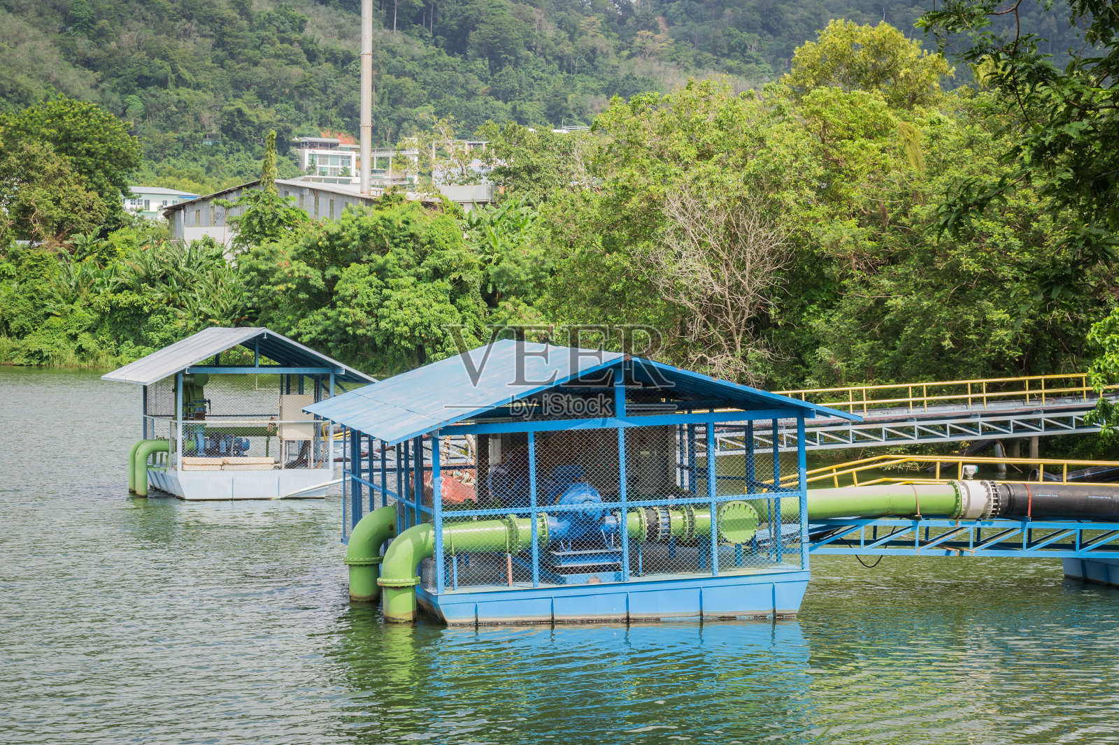 大的水泵照片摄影图片