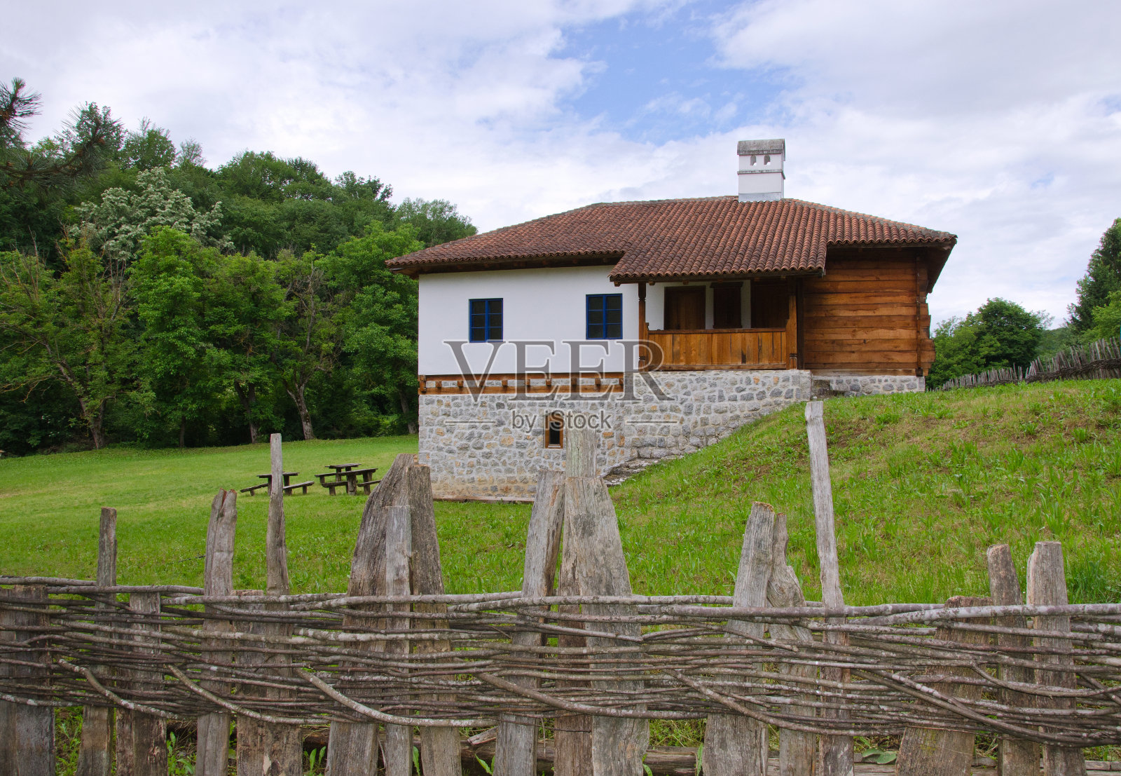 石头房子照片摄影图片
