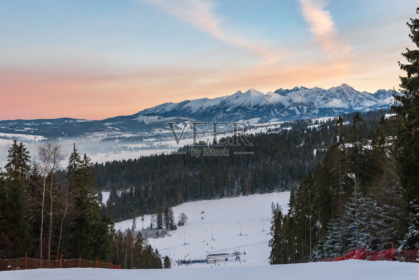 高太特拉山脉的冬季景观照片摄影图片