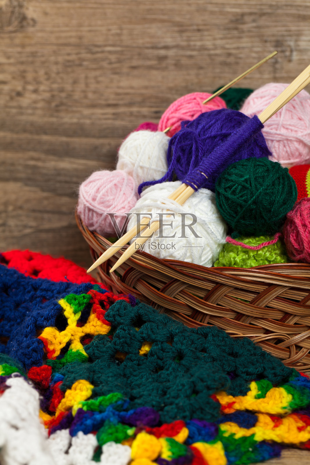 多色格子方格钩针照片摄影图片