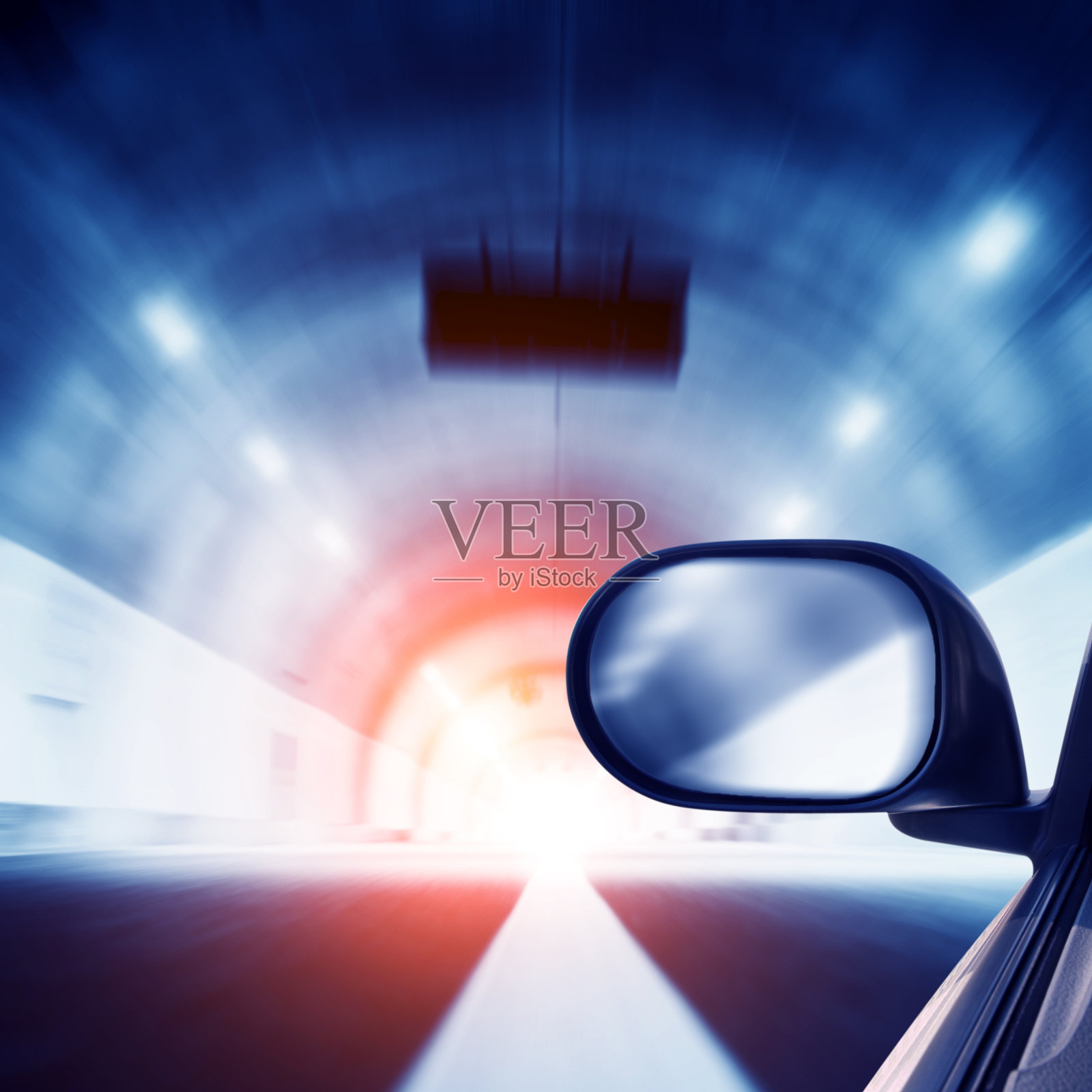 隧道和汽车照片摄影图片