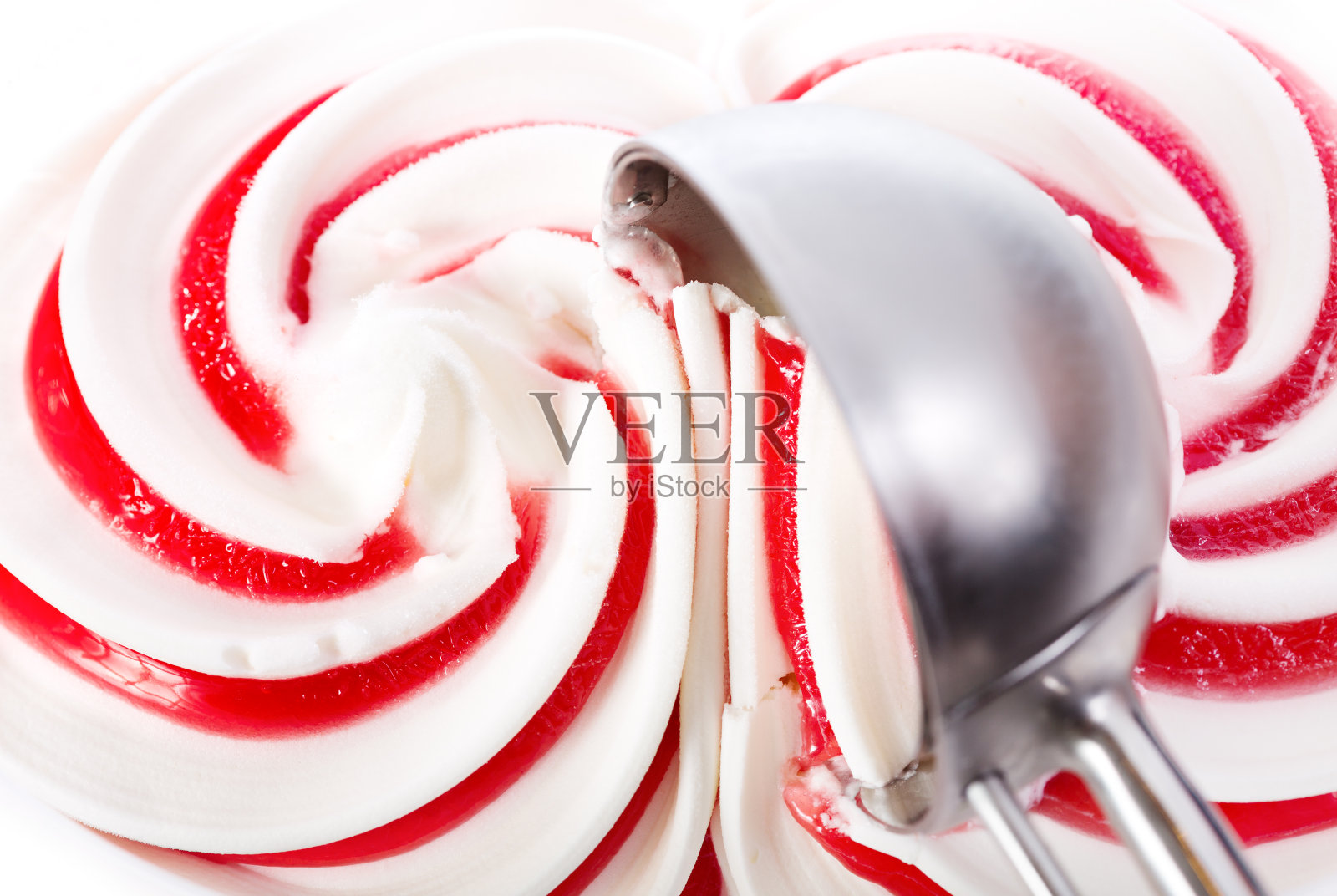 一勺草莓冰淇淋照片摄影图片