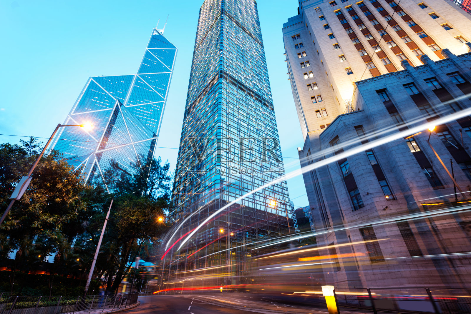 香港夜景与车灯照片摄影图片