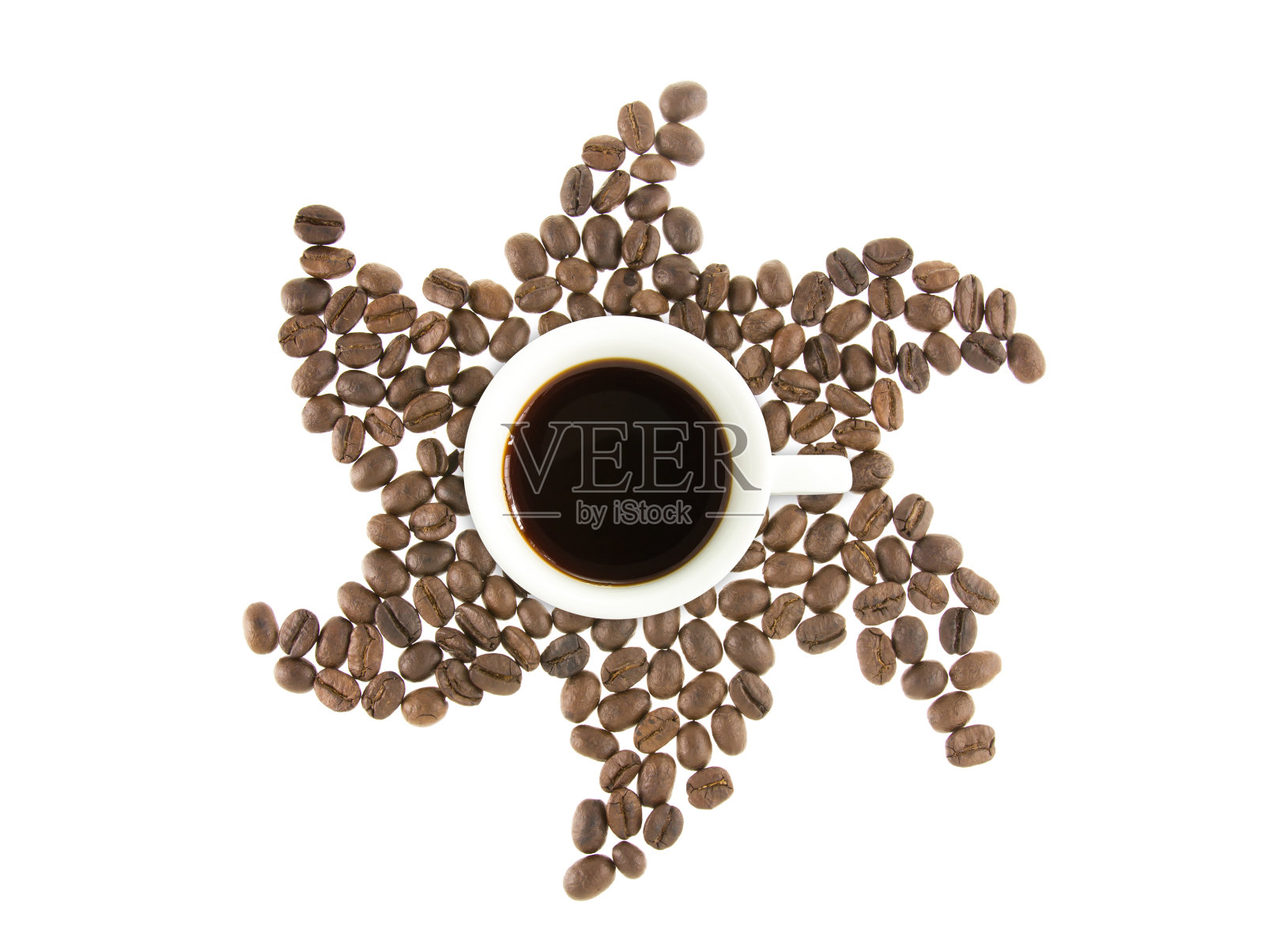 星形的咖啡豆封闭杯上孤立白色。照片摄影图片