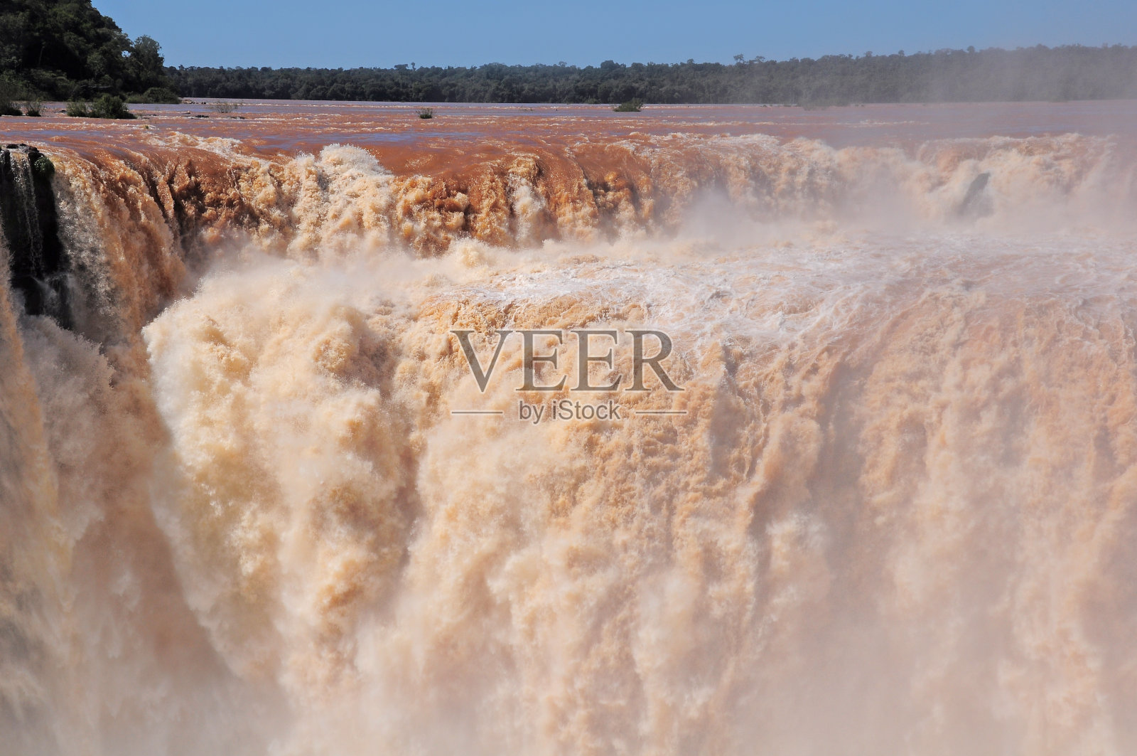 伊瓜苏瀑布。照片摄影图片