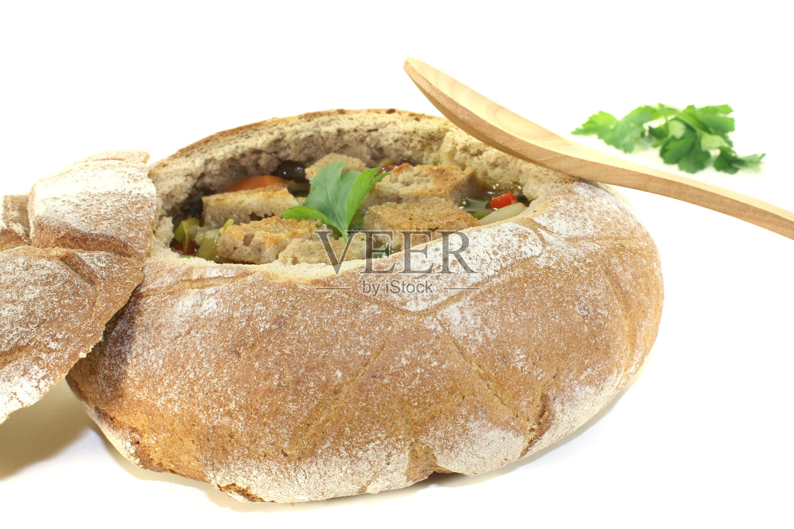 面包汤配青菜照片摄影图片