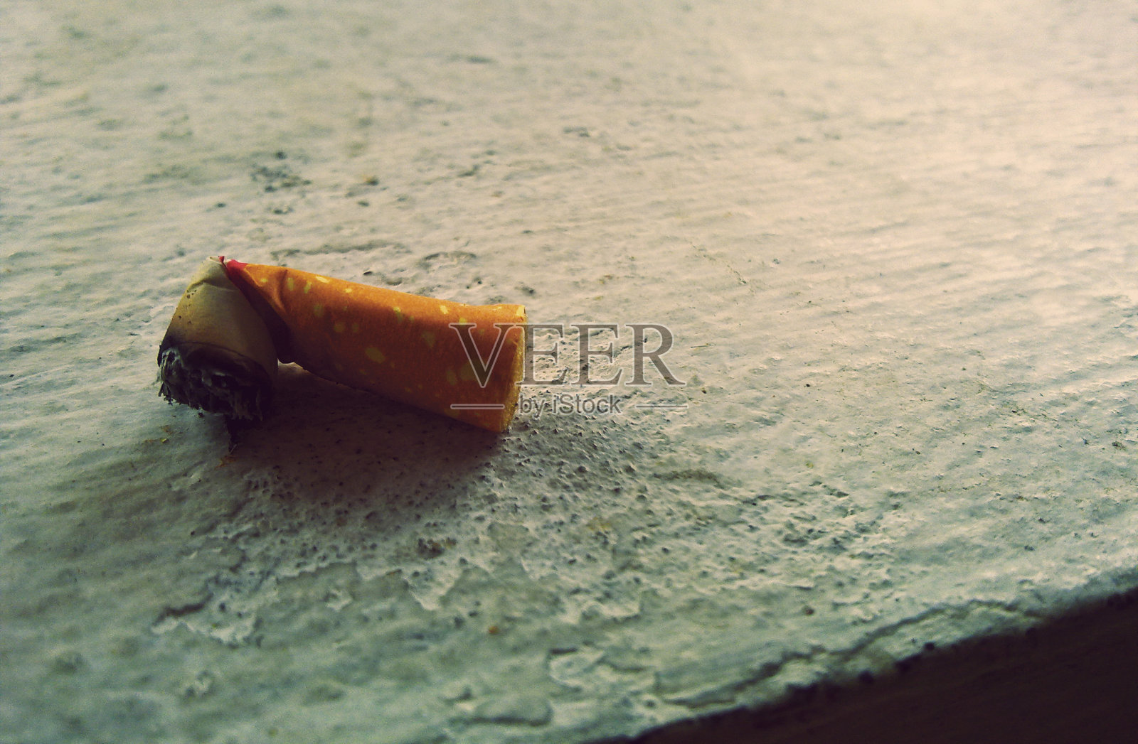 香烟孤峰照片摄影图片