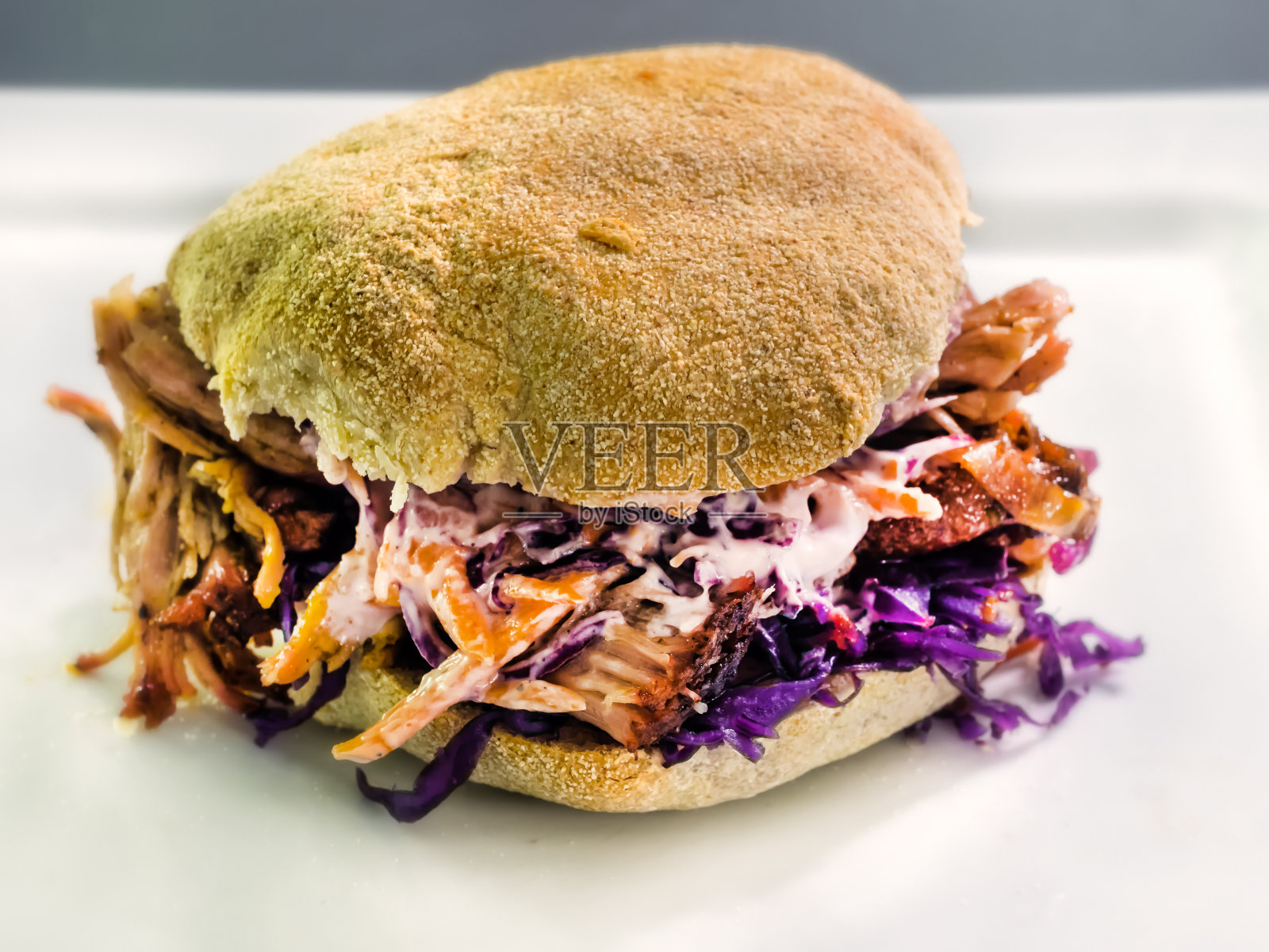 把猪肉三明治照片摄影图片