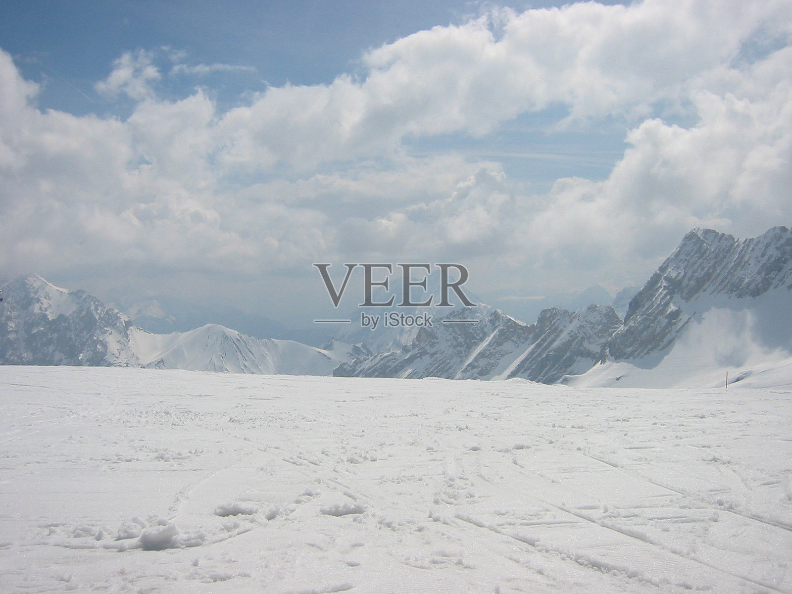 在德国祖格斯皮茨山滑雪照片摄影图片